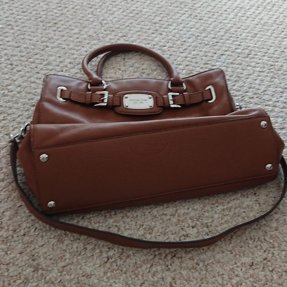 Michael Michael Kors Hamilton East West tote - in brown color